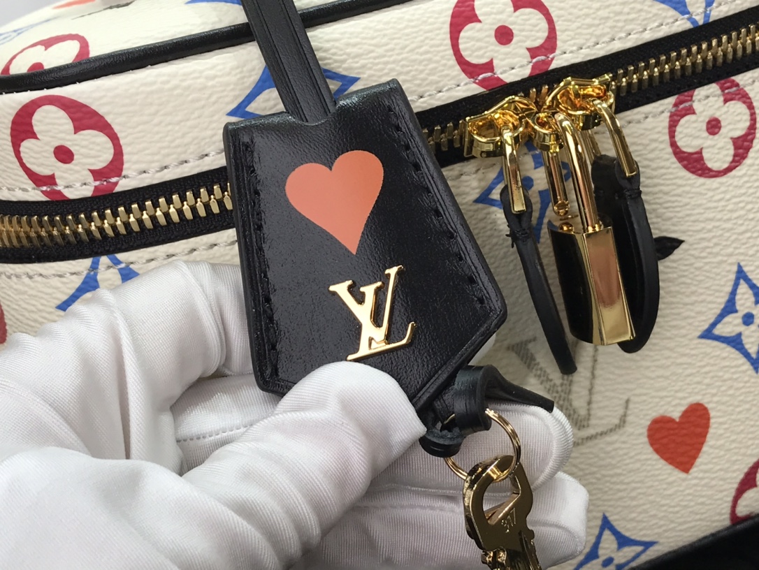 LV GAME ON VANITY PM M57482