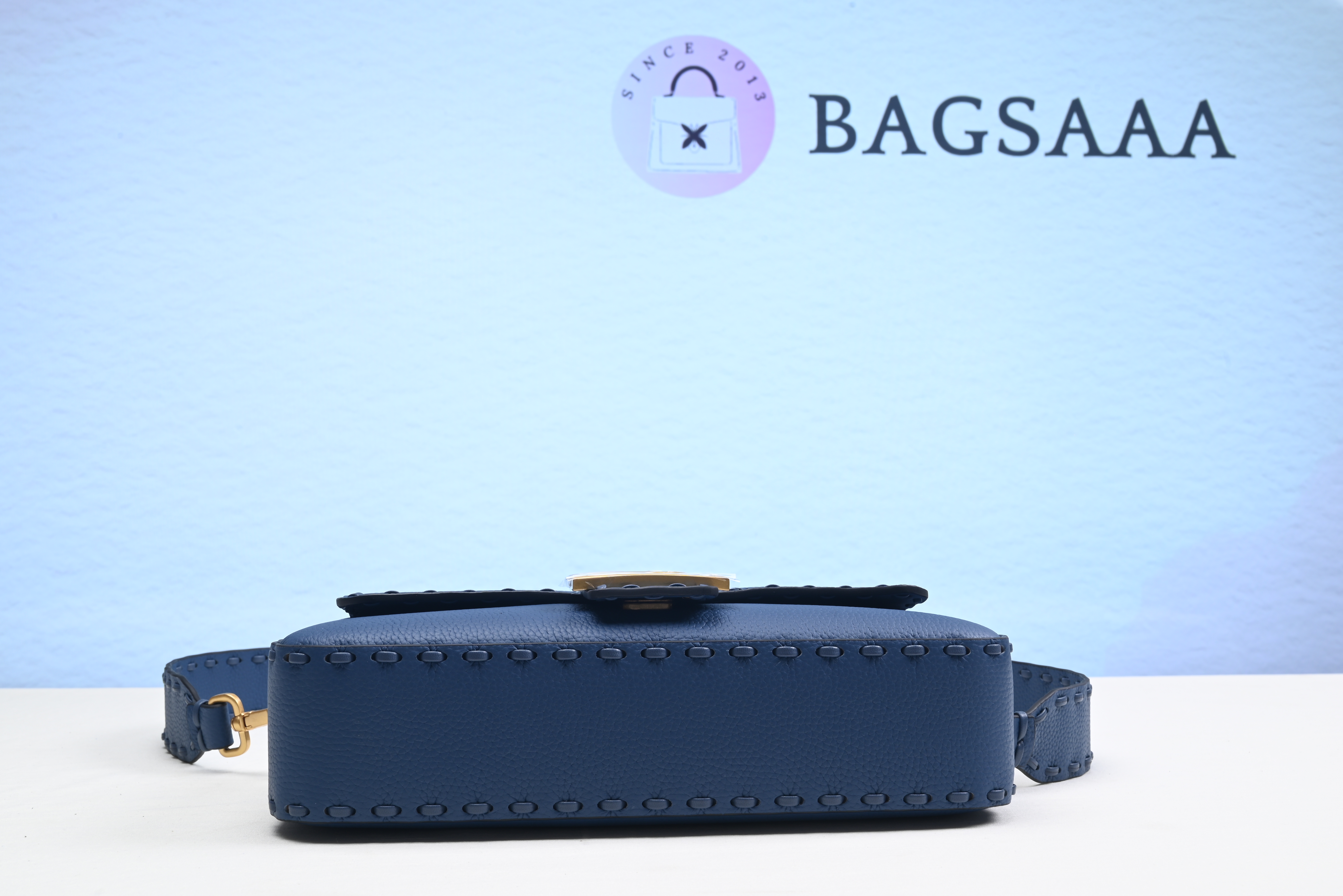 Bagsaaa F**di Baguette Blue Selleria bag with oversize topstitching