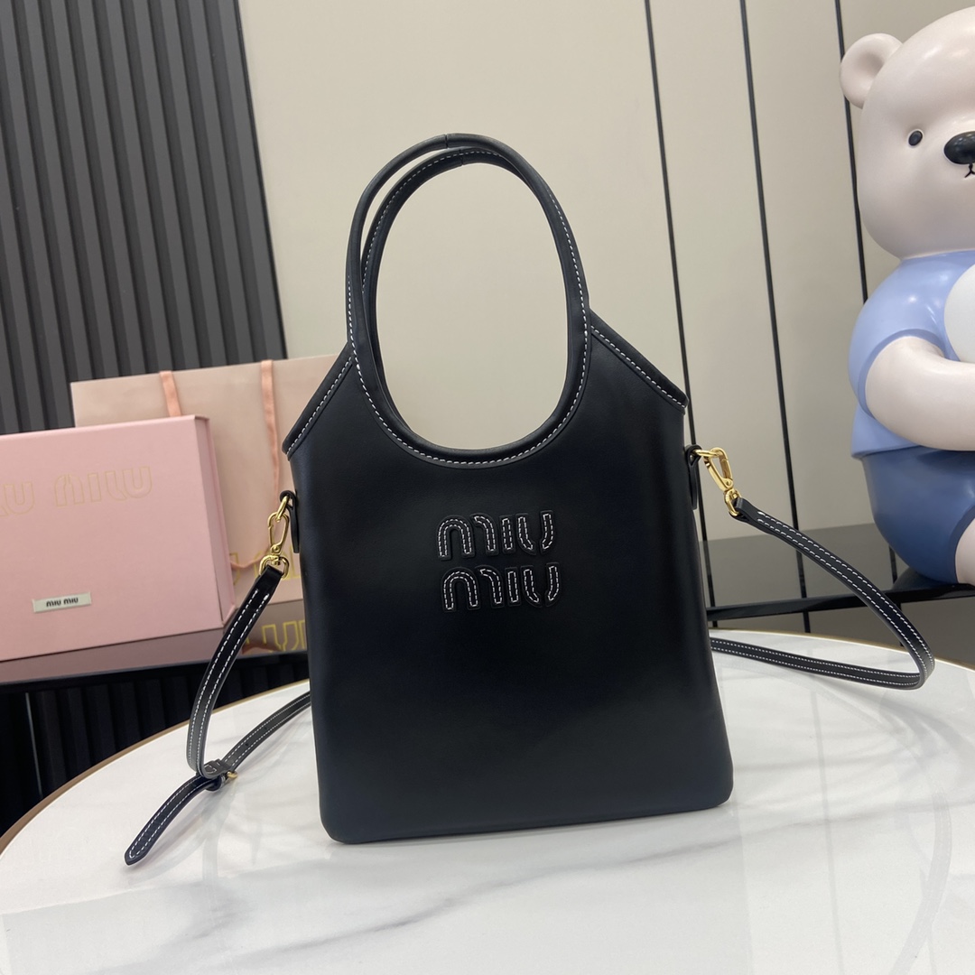 Bagsaaa Miu Miu IVY leather handbag 5BA281 black - 24cm