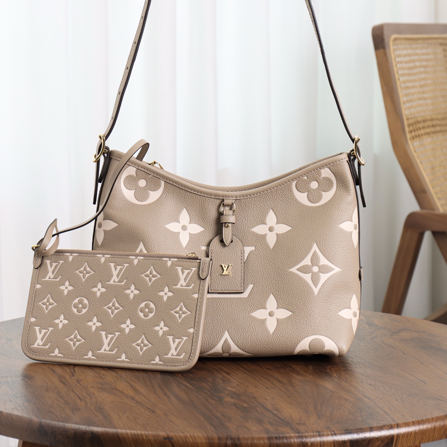 Bagsaaa LV M47180 CarryAll PM Bag Grey/Crème Beige - 29.5cm