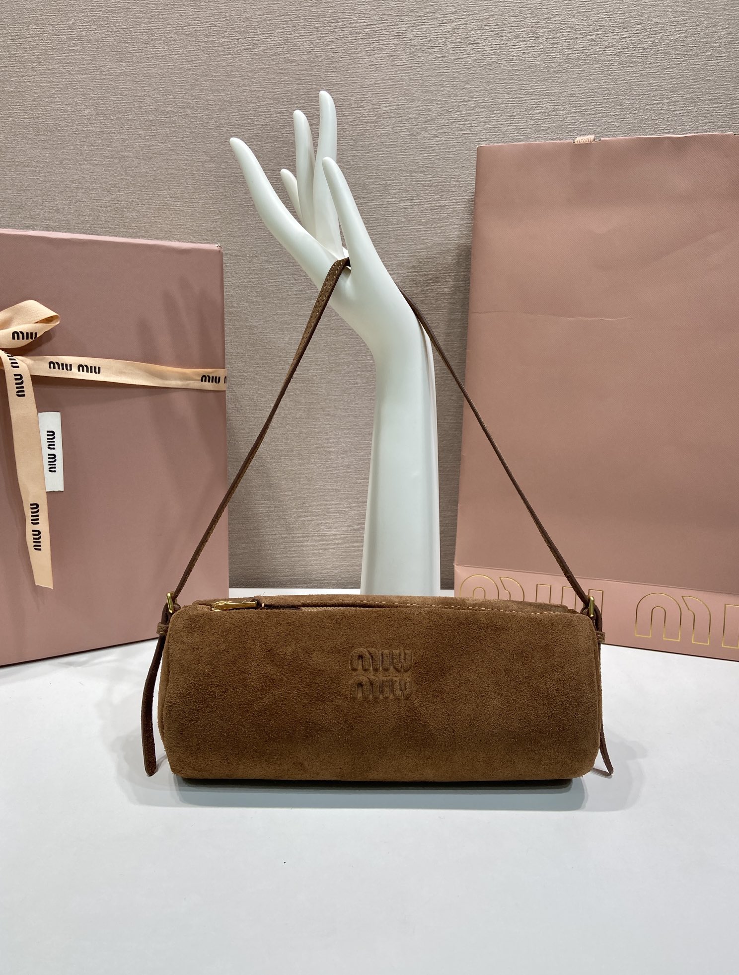 Bagsaaa Miu Miu Suede pouch 5NE851 brown suede - 22cm